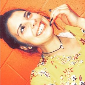 Meet your Posher, Breanna